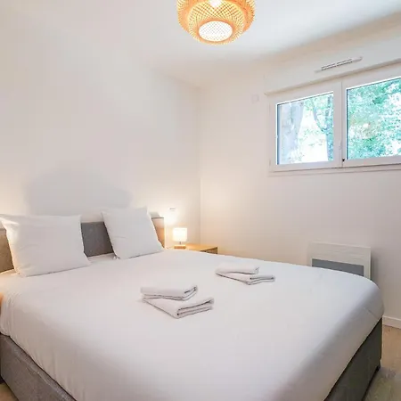 Holiday home N°46, Piscine Commune, 2 Nesmy