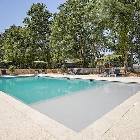 N°46, Piscine Commune, 2 Holiday home